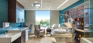 RWJ-Barnabas-Health-Cooperman-Family-Pavilion-NICU-patient-room-WmBlanchard-Construction-WWE003